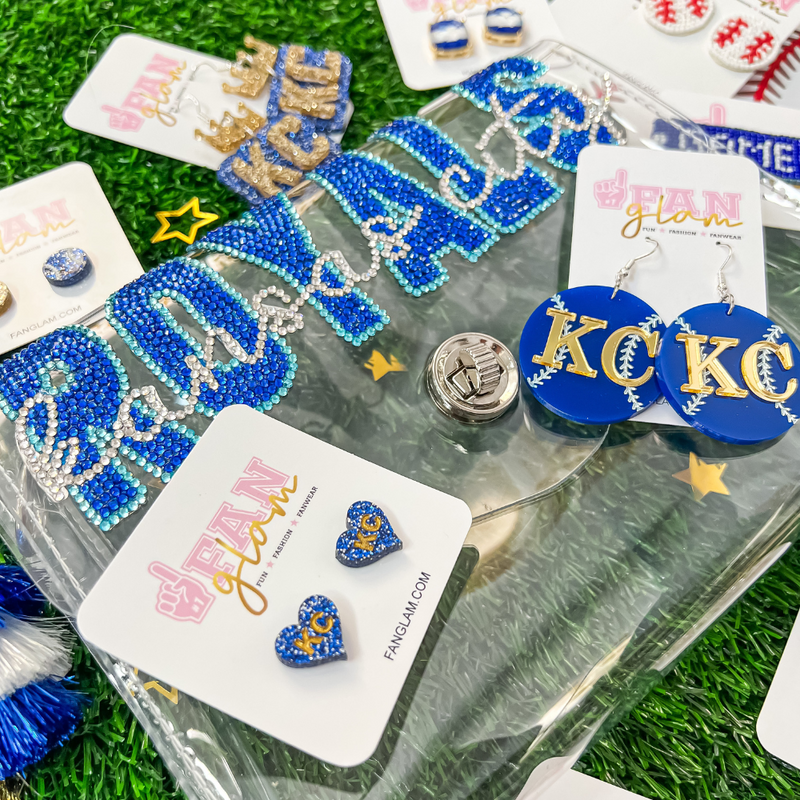 Our Kansas City Glitter Glam Game Day Earrings are the perfect pop of color + sparkle to light up the ball park!  Super lightweight and comfortable, they are perfect to wear all day and into the night incase there are extra innings.