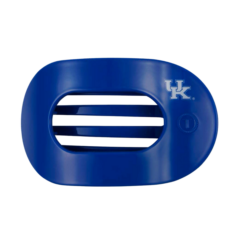 Unwind and relax with the new TELETIES Flat Round Hair Clip! Designed with the same innovative material that is nearly unbreakable, this clip is perfect for lying down, doing yoga or simply laying back without discomfort.&nbsp;Hold your hair and enhance your style with the new University of Kentucky TELETIES Clip! Go Wildcats!&nbsp;&nbsp;