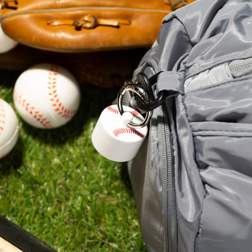 Meet the special edition Baseball Lion Latch! This clever little latch keeps your small jewelry safe on the go with a unique carabiner ring that must be fully removed before opening. Clip it easily to your keychain, sports bag, or anywhere you like, so you’ll never lose your Lion Latch—or your precious treasures—again!