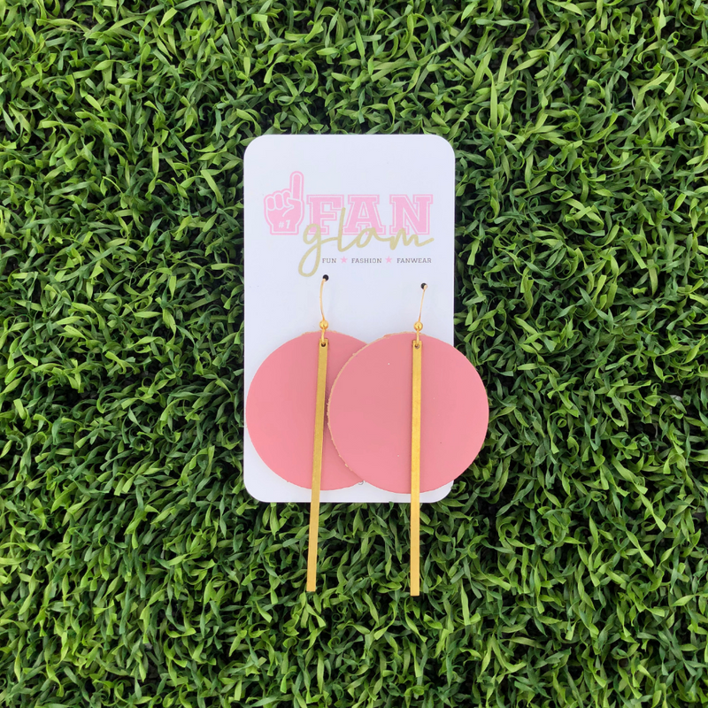 Our Fan Glam Lollipop earrings in Blush are simply chic and oh so sweet! Which color will you wear to the tailgate this week?