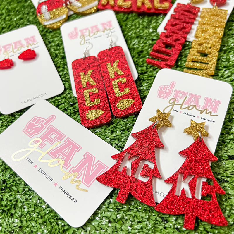 My new favorite Game Day go-to!  Our GameDay Kansas City Glitter Glam Earrings are the perfect pop of color + sparkle for game time! Super lightweight and comfortable, you will forget you have them on.