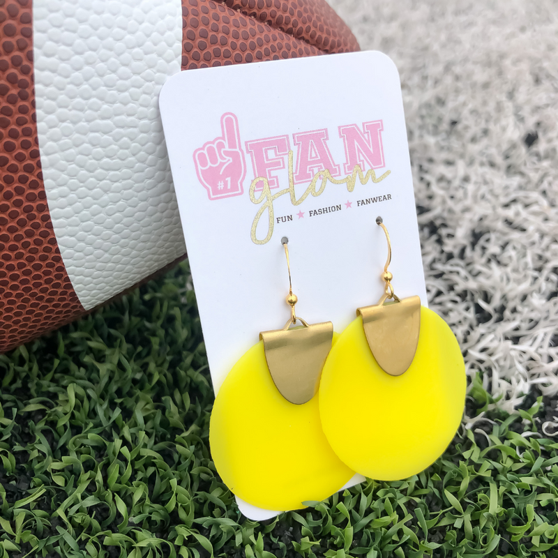 Amp up your summer fashion with a fun pop of color action!  Our Mod Round Jelly earrings are the perfect way to modernize your GameDay style. 